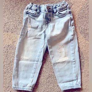 Destroyed Girlfriend Jeans